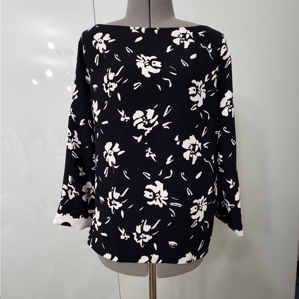 Carolina Herrera Floral midnight blue and White Women's Dress Top excellent